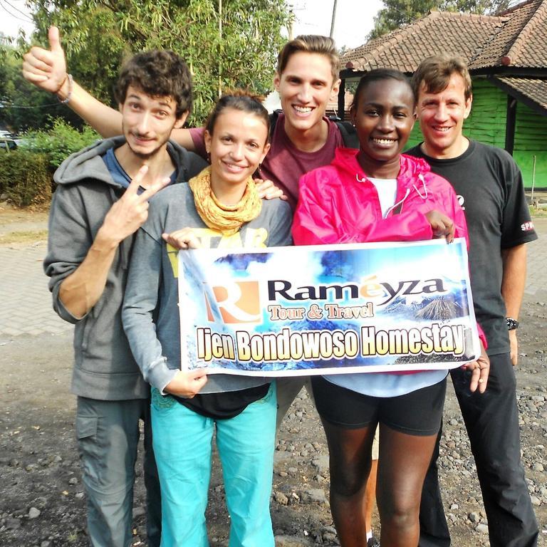 Ijen Bondowoso Home Stay Exterior photo