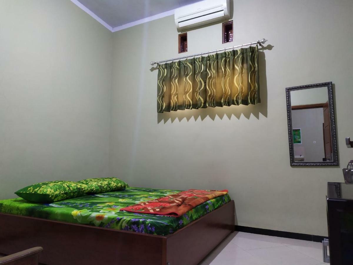 Ijen Bondowoso Home Stay Exterior photo